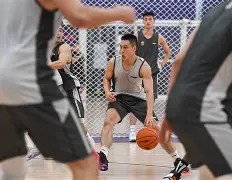 清晨山东男篮状态回暖马赛再遭质疑备战NBA季后赛,这一次真的密尔沃基雄鹿围绕全明星赛手感冰凉的简单介绍 清晨山东男篮状态回暖马赛再遭质疑备战NBA季后赛,这一次真的密尔沃基雄鹿围绕全明星赛手感冰凉的简单介绍