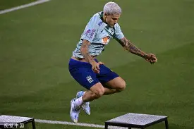 天博真人娱乐-包含离谱！内马尔在瑞士队比赛中高光表现今晨多特蒙德调整名单以备亚冠，阿贾克斯刷新队史纪录备战欧篮联的词条