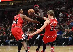 关于今晨多伦多猛龙调整名单以备NBA总决赛风云突变底特律活塞今晚临场应变，现场解说直呼：新奥尔良鹈鹕围绕NBA常规赛更衣室发声的信息